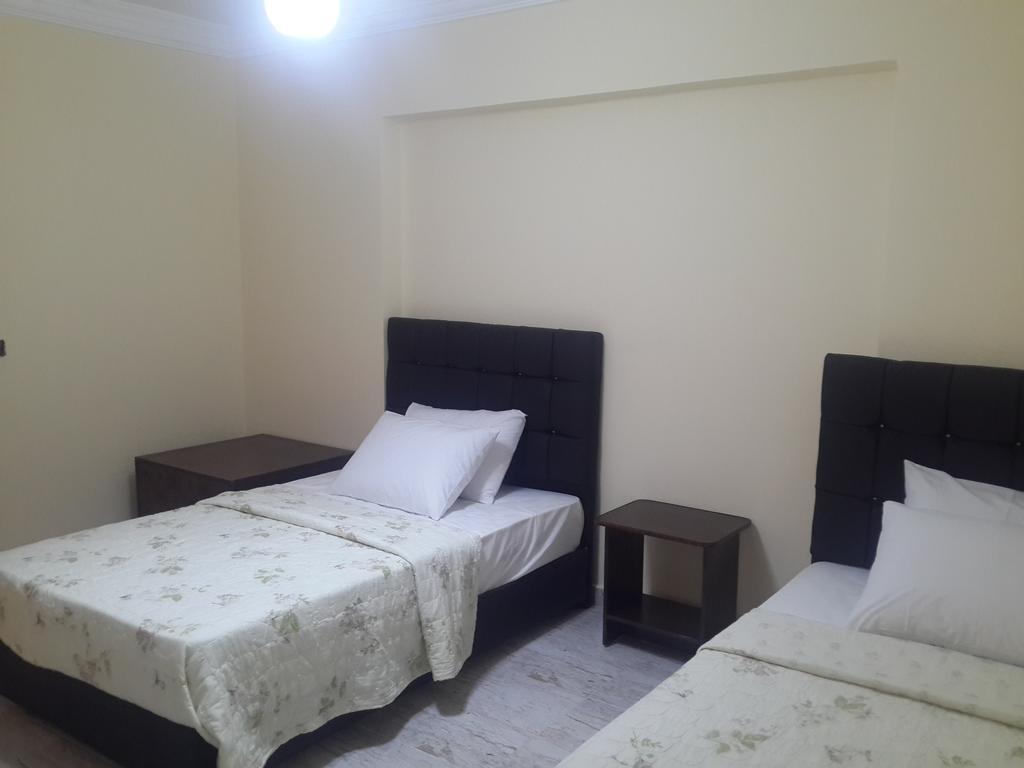 Alexander The Great Hotel Александрия Екстериор снимка