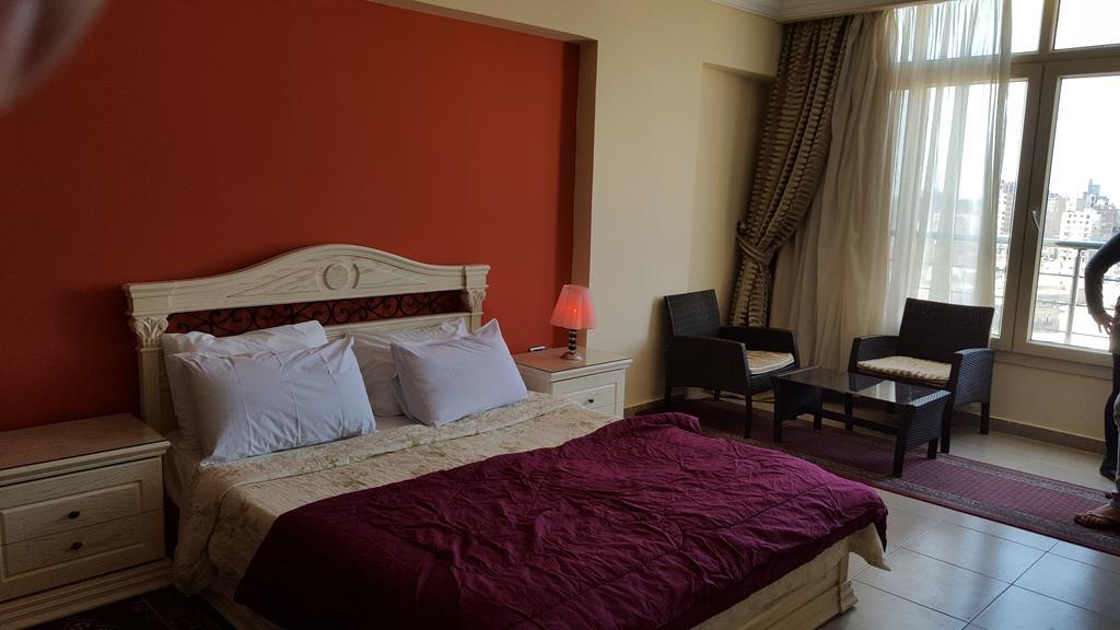Alexander The Great Hotel Александрия Екстериор снимка